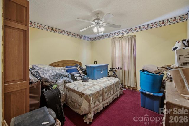 4186 Horseshoe Bend Road, Hudson, NC 28638