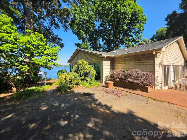 9326 Legrand Drive, Terrell, NC 28682