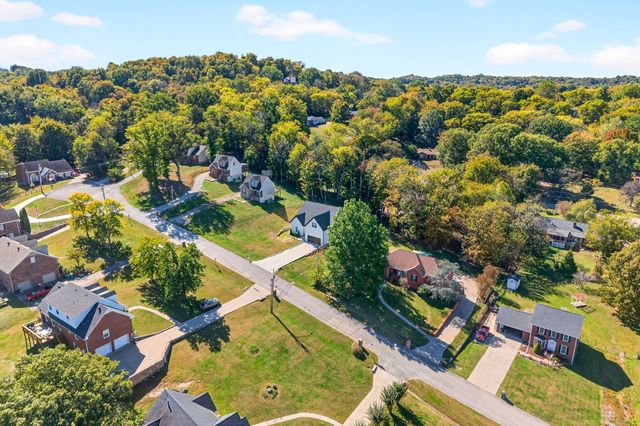 486 David Ave, Lewisburg, TN 37091