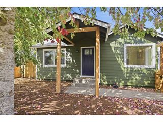 4641 ROYAL Ave, Eugene, OR 97402