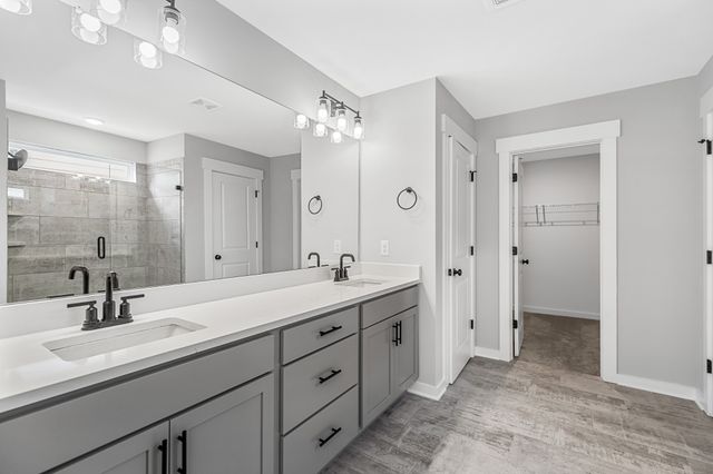 827 John Dale Drive, Mount Juliet, TN 37122