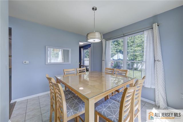 11 Holohan Drive, Plainsboro, NJ 08536