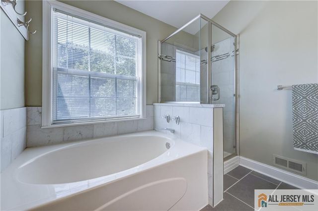 11 Holohan Drive, Plainsboro, NJ 08536