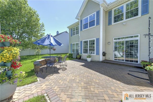 11 Holohan Drive, Plainsboro, NJ 08536
