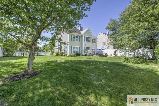 11 Holohan Drive, Plainsboro, NJ 08536