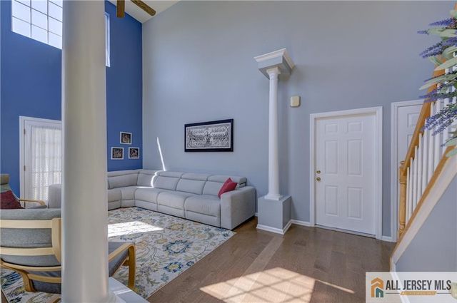 11 Holohan Drive, Plainsboro, NJ 08536