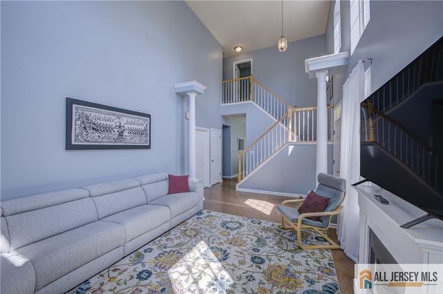 11 Holohan Drive, Plainsboro, NJ 08536