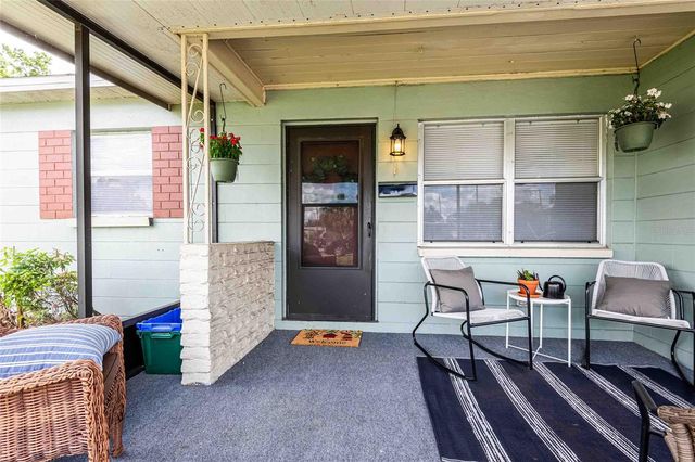 2542 W HIAWATHA STREET, Tampa, FL 33614