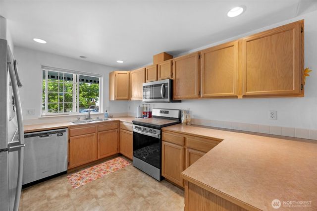 19404 Crown Ridge Boulevard, Arlington, WA 98223