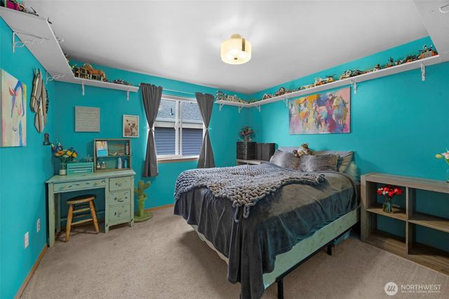 19404 Crown Ridge Boulevard, Arlington, WA 98223