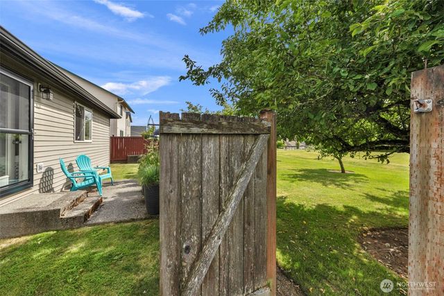 19404 Crown Ridge Boulevard, Arlington, WA 98223