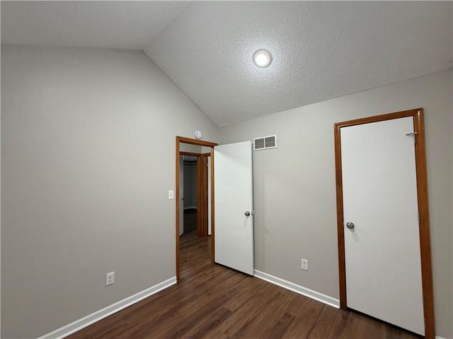 1304 Huntington Circle, Greenwood, MO 64034
