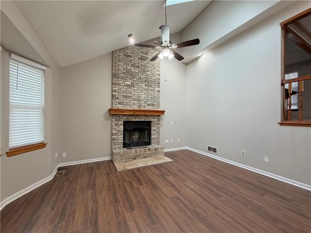 1304 Huntington Circle, Greenwood, MO 64034