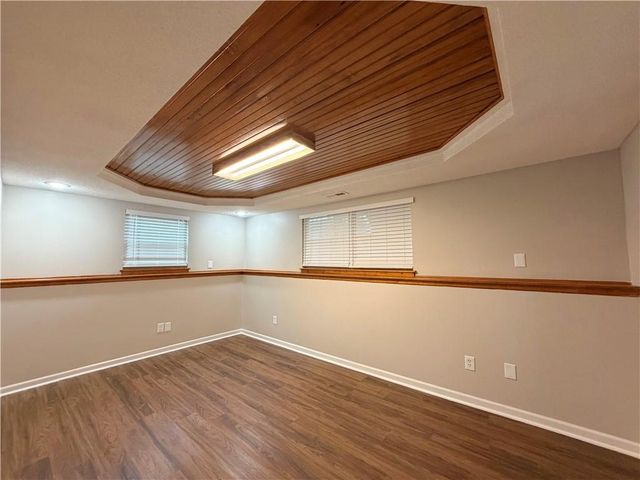 1304 Huntington Circle, Greenwood, MO 64034