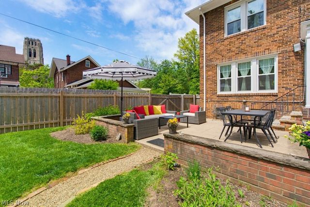 2798 Corydon Road, Cleveland Heights, OH 44118