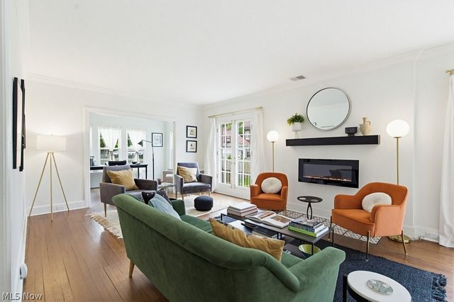 2798 Corydon Road, Cleveland Heights, OH 44118