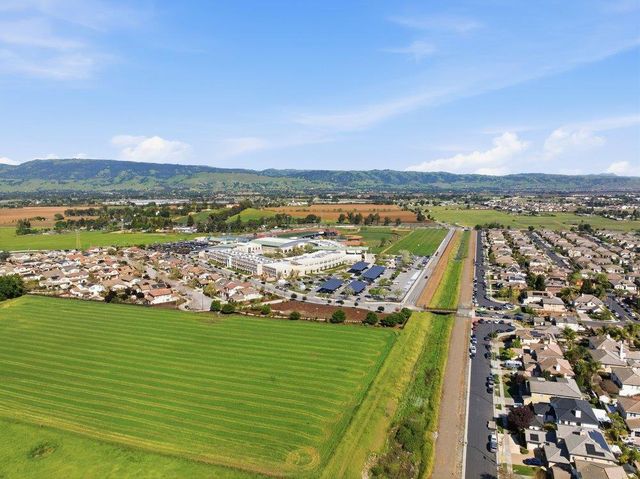 9781 Linnet Court, Gilroy, CA 95020