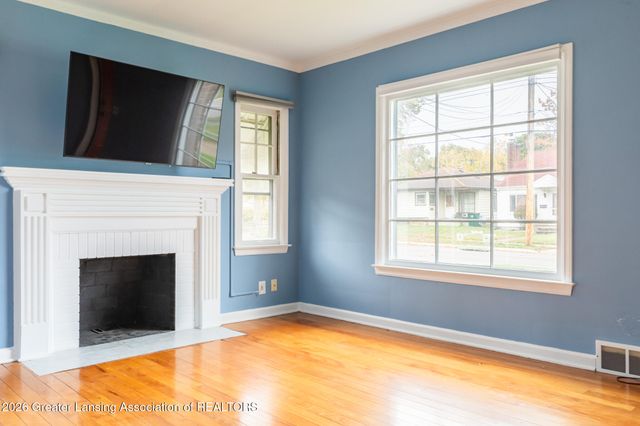 1315 Goodrich Street, Lansing, MI 48910