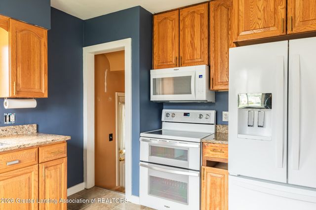 1315 Goodrich Street, Lansing, MI 48910