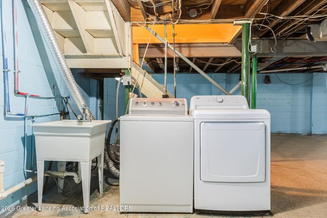 1315 Goodrich Street, Lansing, MI 48910