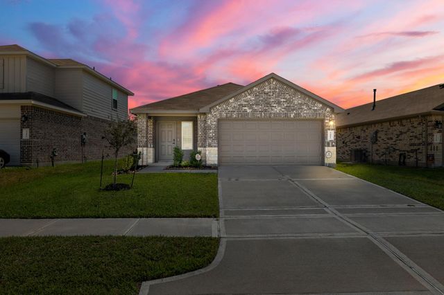 5402 Auburn Gardens Ct, Spring, TX 77373