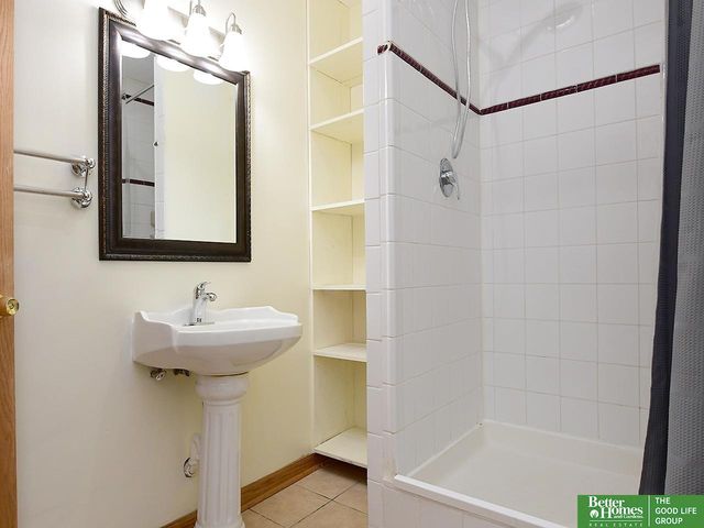 315 Pheasant Run Lane, Papillion, NE 68046