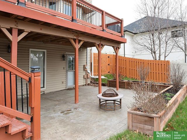 315 Pheasant Run Lane, Papillion, NE 68046