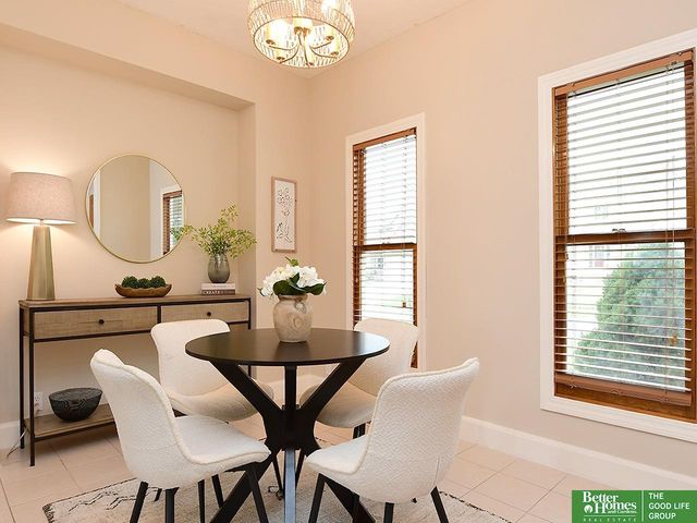 315 Pheasant Run Lane, Papillion, NE 68046