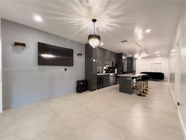 86 NW 4th St, Homestead, FL 33030