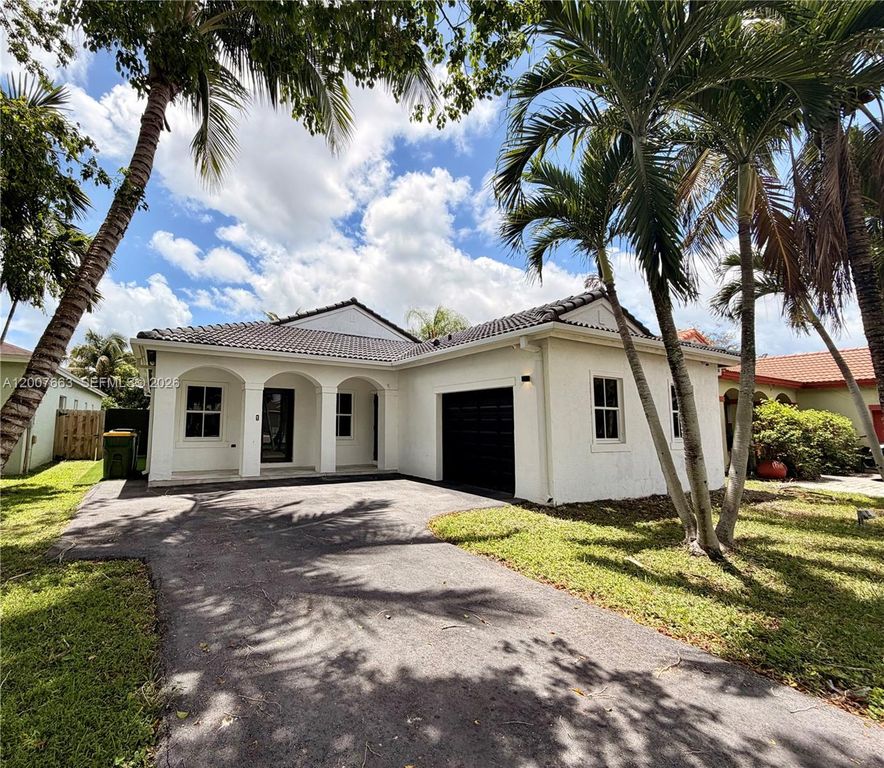 86 NW 4th St, Homestead, FL 33030