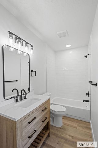 194 Whittier Street, Idaho Falls, ID 83402