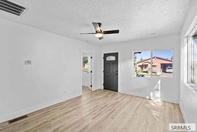194 Whittier Street, Idaho Falls, ID 83402