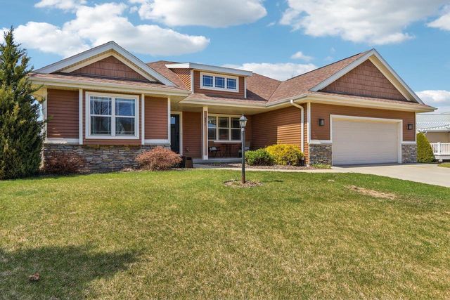 531 Whitford Avenue, Prairie Du Sac, WI 53578