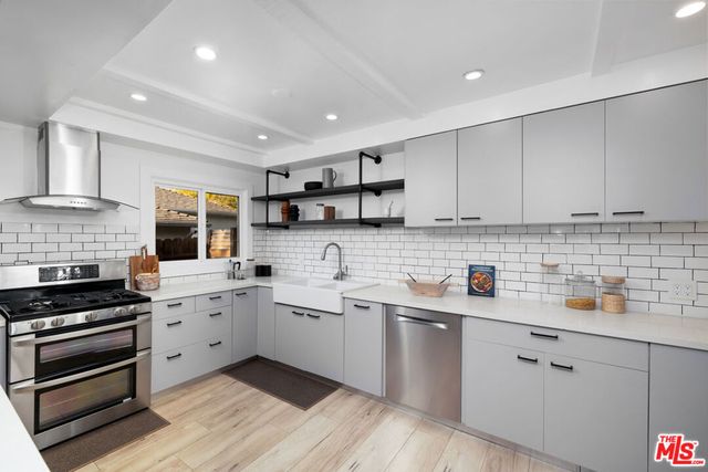 5751 Andasol Avenue, Encino, CA 91316