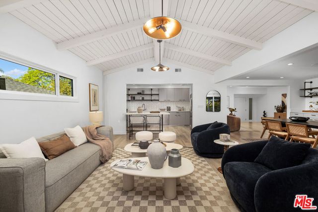 5751 Andasol Avenue, Encino, CA 91316