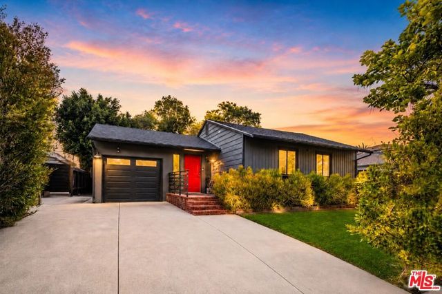 5751 Andasol Avenue, Encino, CA 91316