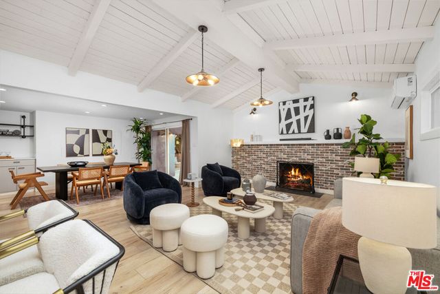 5751 Andasol Avenue, Encino, CA 91316