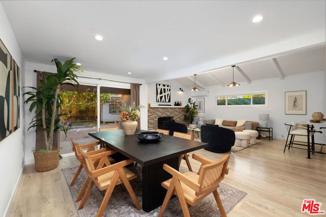 5751 Andasol Avenue, Encino, CA 91316