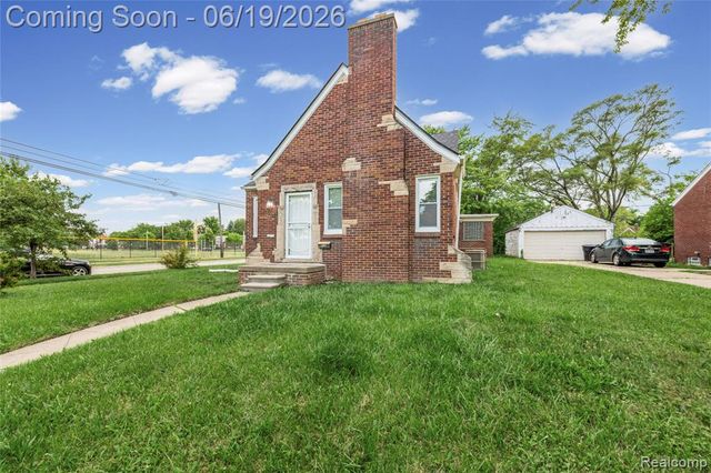 5501 Oldtown Street, Detroit, MI 48224