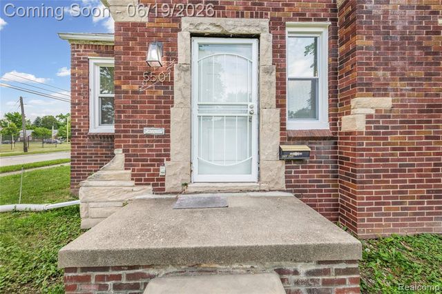 5501 Oldtown Street, Detroit, MI 48224