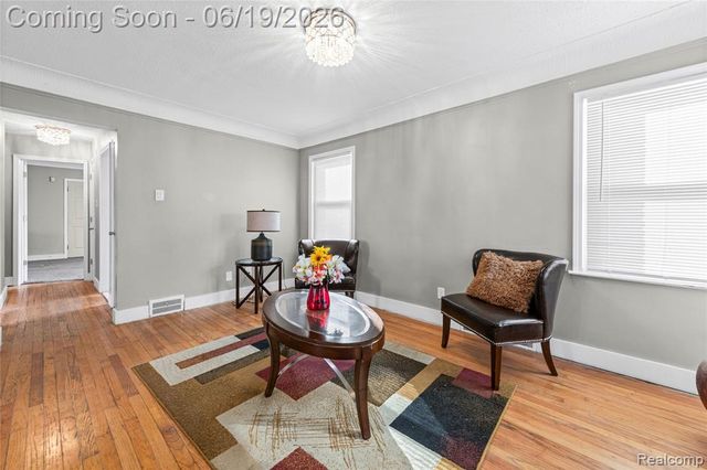 5501 Oldtown Street, Detroit, MI 48224
