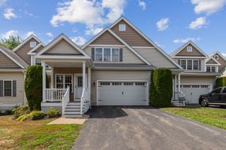 1 Pine Ridge Dr 2, Medway, MA 02053