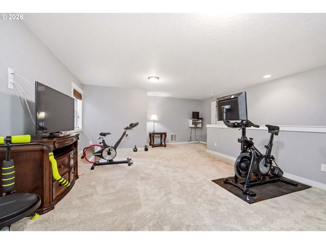 36806 Ne HOLLING Ave, La Center, WA 98629