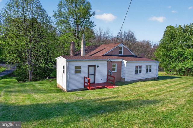6156 STONEWALL JACKSON HWY, Front Royal, VA 22630