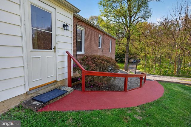 6156 STONEWALL JACKSON HWY, Front Royal, VA 22630
