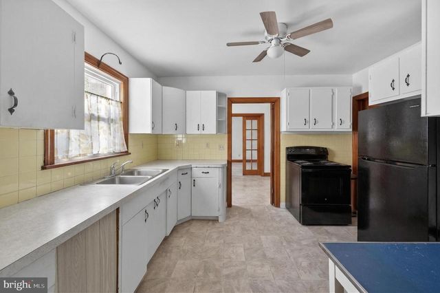 6156 STONEWALL JACKSON HWY, Front Royal, VA 22630