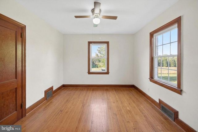 6156 STONEWALL JACKSON HWY, Front Royal, VA 22630