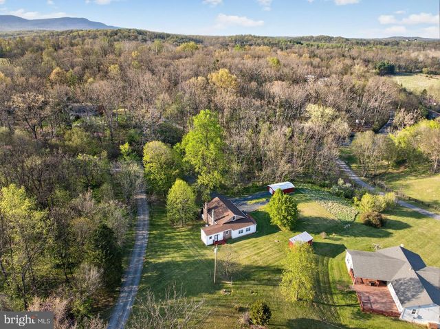 6156 STONEWALL JACKSON HWY, Front Royal, VA 22630