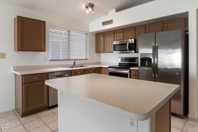 23590 N 73RD Place, Scottsdale, AZ 85255