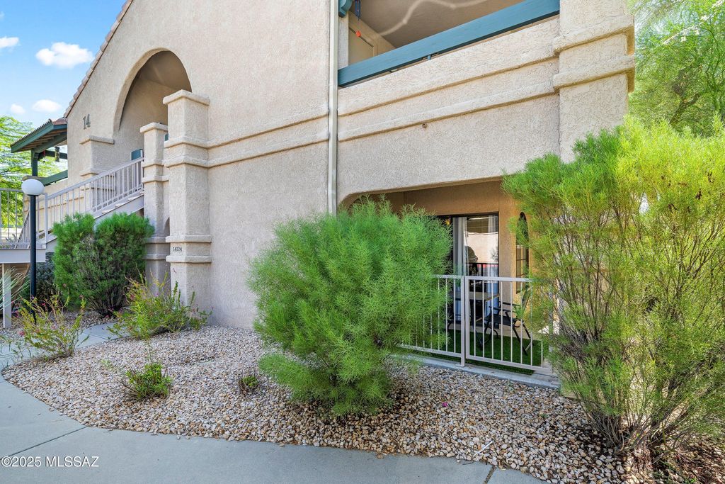 101 S Players Club Dr Apt 14104, Tucson, AZ 85745